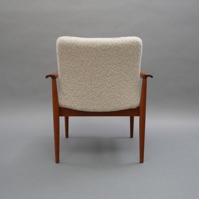 Teak Diplomat Chair in White Bouclé Fabric by Finn Juhl for France & Son-RST-1262729