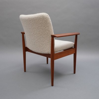 Teak Diplomat Chair in White Bouclé Fabric by Finn Juhl for France & Son-RST-1262729