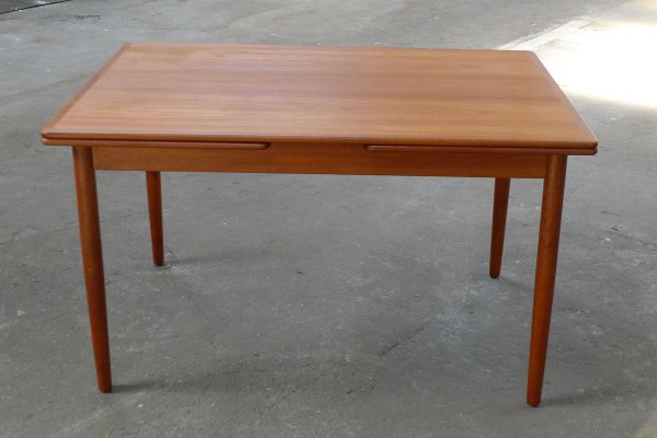 Teak Model 145 Extendable Dining Table by Willy Sigh for Sigh & Søns Møbelfabrik, 1960s-VRE-691946