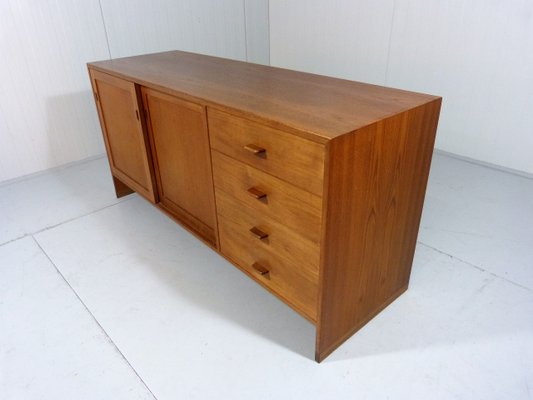 Teak Sideboard by Hans J. Wegner for Ry Møbler, 1950s-TU-571475