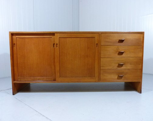 Teak Sideboard by Hans J. Wegner for Ry Møbler, 1950s-TU-571475