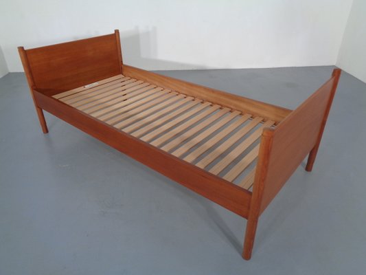 Teak Single Bed by Børge Mogensen for Søborg Møbelfabrik, 1960s-RDW-705942