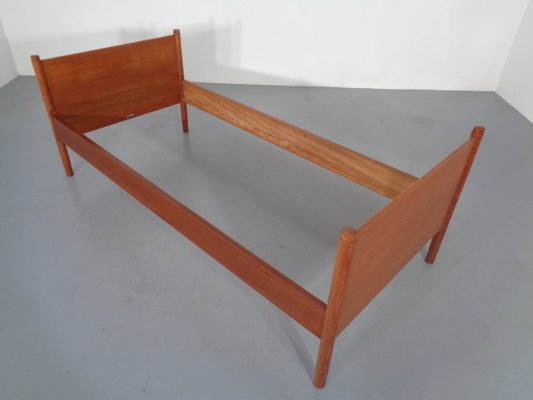 Teak Single Bed by Børge Mogensen for Søborg Møbelfabrik, 1960s-RDW-705942