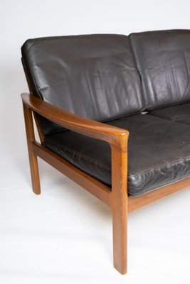 Teak Three Seater Sofa Upholstered with Black Leather by Arne Vodder for Komfort-UY-911727