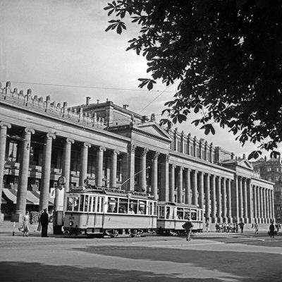 Tram Line No.2 Front of Koenigsbau Palace, Stuttgart Germany, 1935-DYV-988160