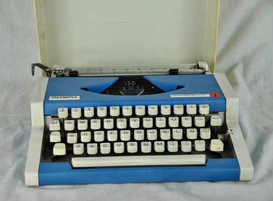 Traveler Typewriter from Olympia, 1970s-ROJ-726459