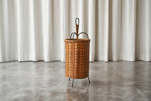 Tripod Umbrella Stand in Rattan and Metal, 1940s-FEW-2024205