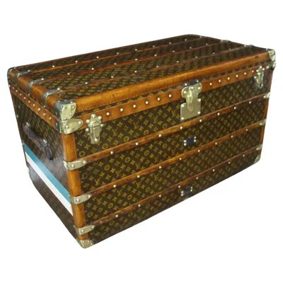 Trunk in Monogram from Louis Vuitton, 1920s-YF-2040231