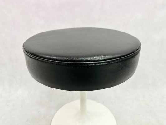 Tulip Leather Stool by Ero Saarinen for Knoll International, 1960s-ZCY-1768891