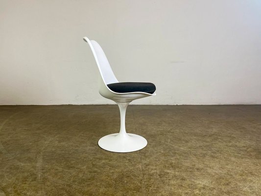 Tulip Swivel Chair by Eero Saarinen for Knoll Inc. / Knoll International, 1990s-QDV-1840962