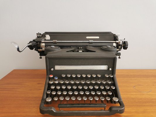 Typewriter from Olivetti, Italy, 1940s-OZE-1700508