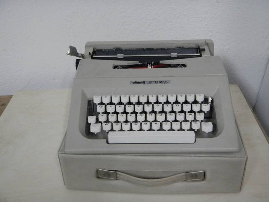 Typwriter by Mario Bellini for Olivetti Synthesis, 1974-WWQ-1758282