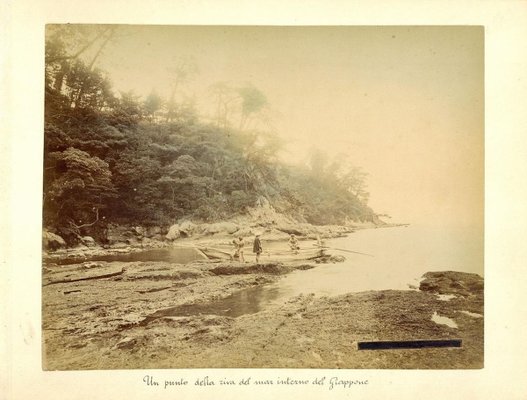 View of a Bay in the Seto Inland Sea - Hand-Colored Albumen Print 1870/1890 1870/1890-ZCI-757124