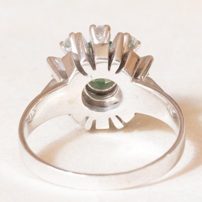 Vintage 14k White Gold Daisy Ring with Green Tourmaline and Brilliant Cut Diamonds, 1970s-PPA-2022344