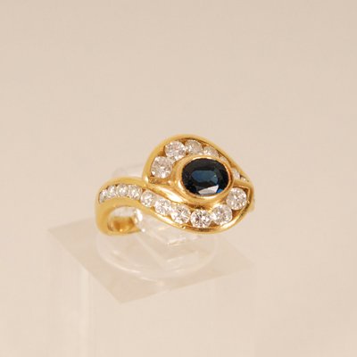 Vintage 18k Yellow Gold Natural Diamond & Sapphire Ring-GOE-1226634