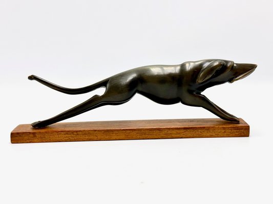 Vintage Art Deco Style Carved Hunting Dog Figurine, 1950s-ZCY-1736836