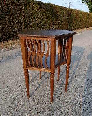 Vintage Art Deco Table in Swirled Walnut, 1930s-AWL-1373726