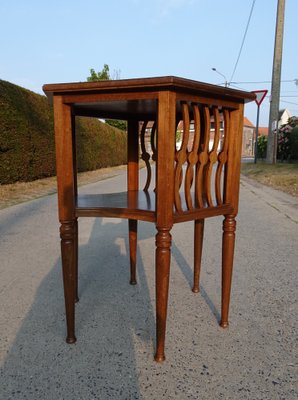 Vintage Art Deco Table in Swirled Walnut, 1930s-AWL-1373726