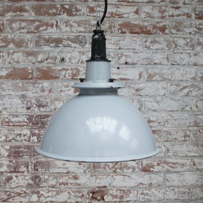 Vintage British Industrial Gray Enamel Pendant Light from Benjamin Electric Manufacturing Company-BLS-1050147