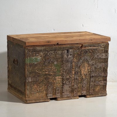 Vintage Chest with Olive Green Patina, 1920-ZNJ-2036655