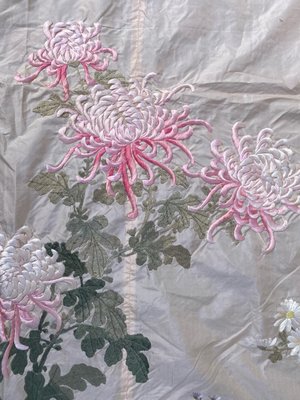 Vintage Chinese Silk Embroidery-YMM-1073876