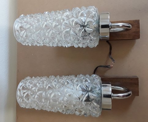 Vintage Chrome-Plated Metal Frame & Beech Wall Lamps, 1970s, Set of 2-HOI-1394056