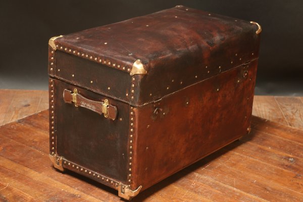 Vintage Curved Leather Trunk-EMZ-1430668