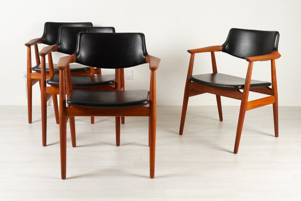 Vintage Danish GM11 Armchairs in Teak by Svend Aage Eriksen, 1960s, Set of 4-WIX-1210375