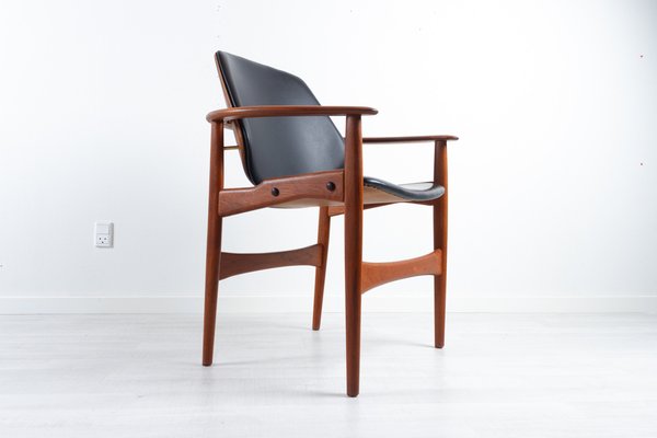 Vintage Danish Teak Armchair by Arne Hovmand-Olsen, 1960s-WIX-1109333