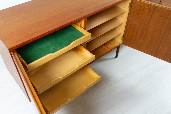 Vintage Danish Teak Low Sideboard from Hundevad & Co, 1960s-WIX-1066590