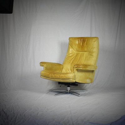 Vintage DS 35 Leather Swivel Armchair from de Sede, Switzerland, 1969-TZ-899272