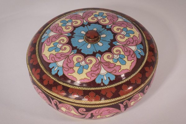 Vintage Enamel Circular Box Partition-AOI-1311622