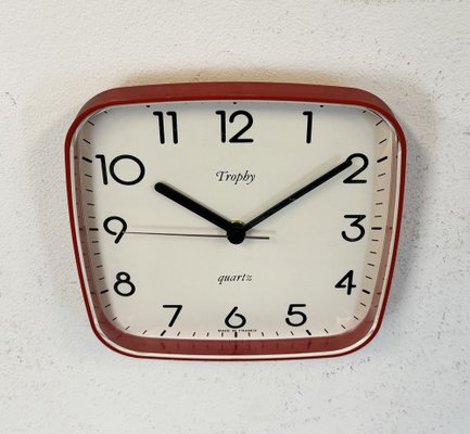 Vintage French Red Bakelite Wall Clock from Trophy, 1990s-CGF-1767500