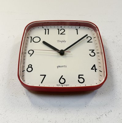 Vintage French Red Bakelite Wall Clock from Trophy, 1990s-CGF-1767500