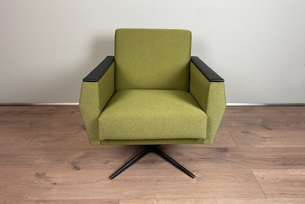 Vintage Green Swivel Lounge Chair, 1960s-HDN-1743057