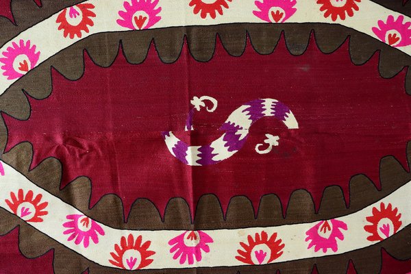 Vintage Hand Embroidered Suzani Wall Hanging, Uzbekistan, 1920s-UZN-1451170