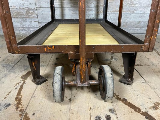 Vintage Industrial Wheel Rack-GUH-1805202