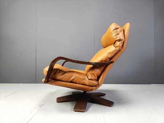 Vintage Leather and Bentwood Armchair, 1970s-IRH-2015880