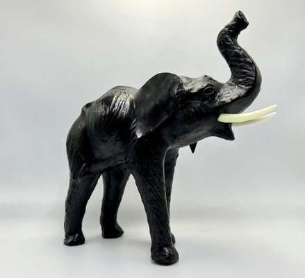 Vintage Leather Elephant Sculpture Figure, 1960s, Set of 2-ZCY-1751072