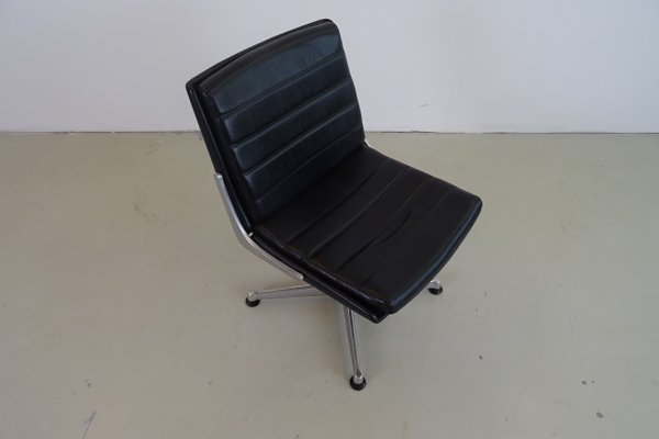 Vintage Lounge Chair-IIE-584804