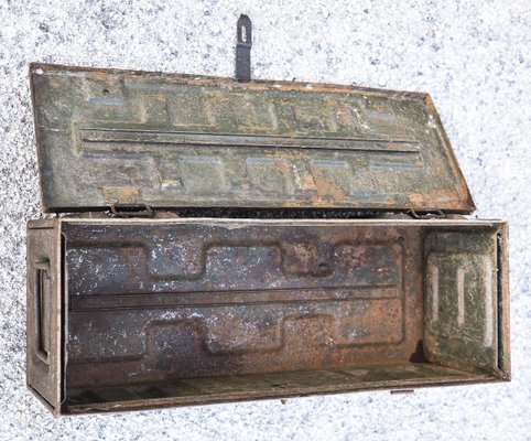 Vintage Metal Military Trunk, 1940s-RAQ-1389096