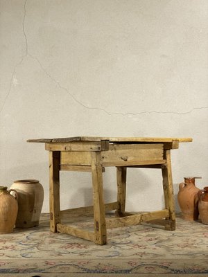 Vintage Rustic Table in Pine-JXY-1768736