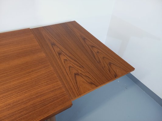 Vintage Scandinavian Style Dining Table in Teak, 1960s-AHO-1751714