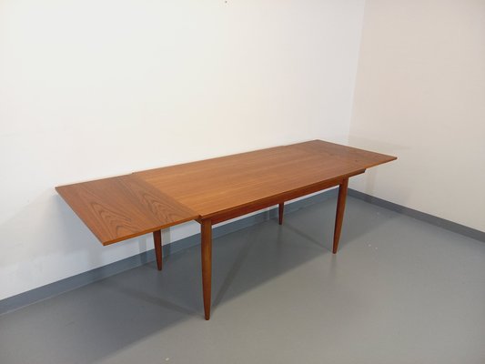 Vintage Scandinavian Style Dining Table in Teak, 1960s-AHO-1751714