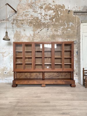 Vintage Showcase in Oak-UX-1726543