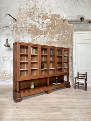 Vintage Showcase in Oak-UX-1726543