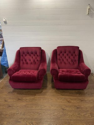 Vintage Sofa and Chairs in Red, Set of 3-HVX-1730624