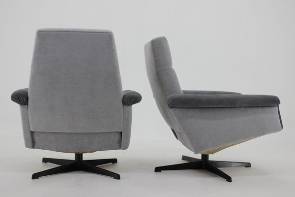 Vintage Swivel Armchairs, Czechoslovakia, 1970s, Set of 2-TZ-1342479