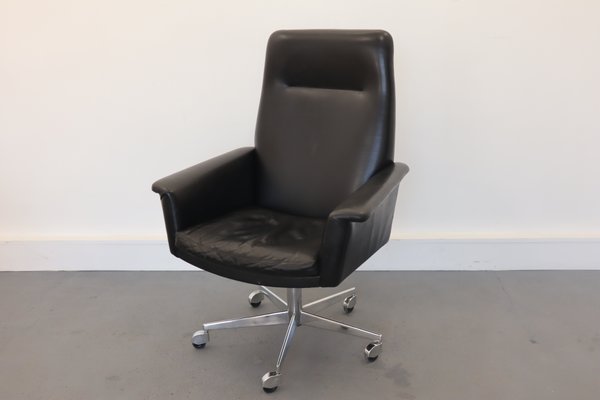 Vintage Swivel Chair-JWH-837102