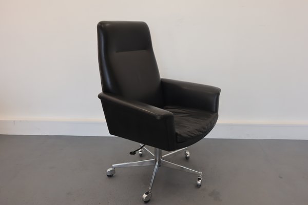 Vintage Swivel Chair-JWH-837102